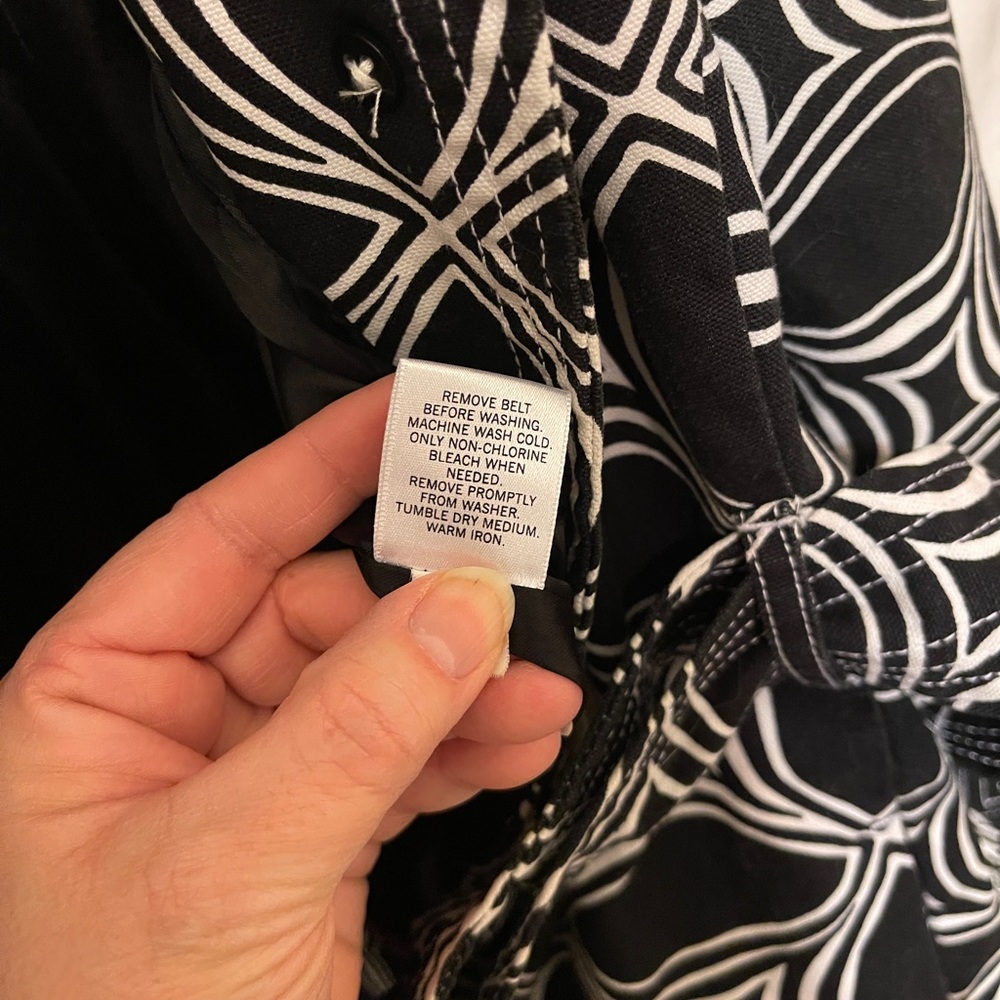 Banana Republic Black and White Geometric Trench Coat W L, Spring/Summer/Fall - Picture 7 of 10
